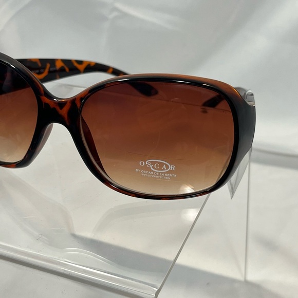 NWT Oscar De La Renta Brown Oversized Sunglasses - Picture 2 of 4